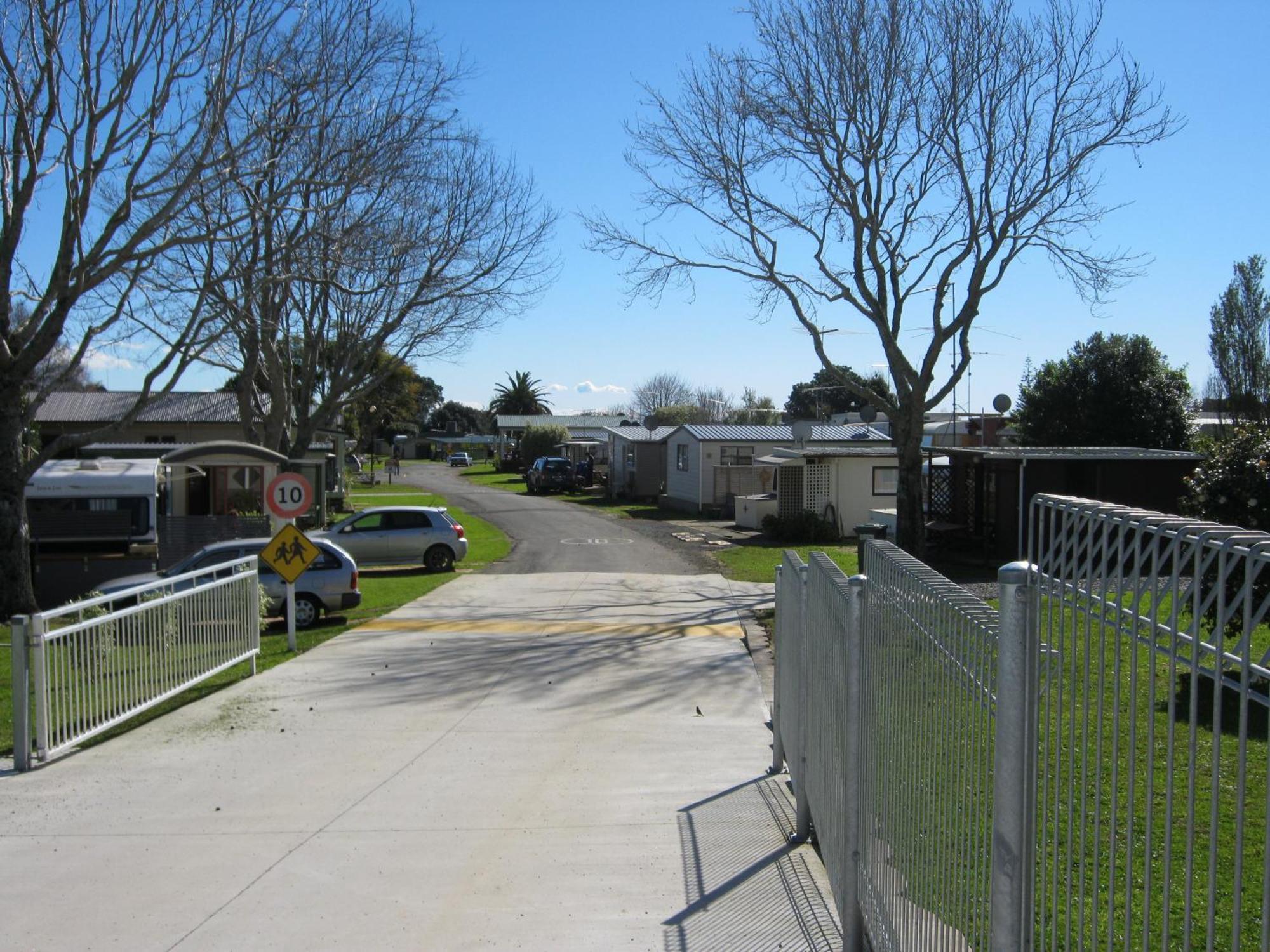Te Puru Holiday Park Thames Exterior foto